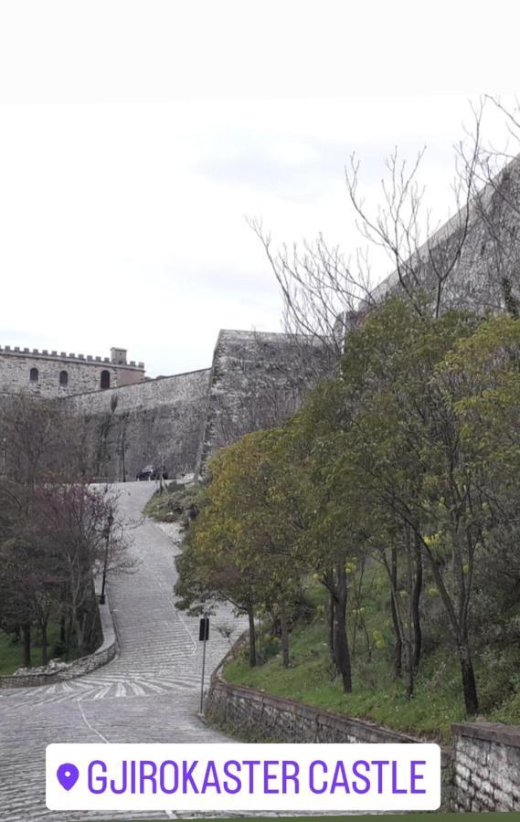Sokolli Guest House Gjirokastër Екстериор снимка