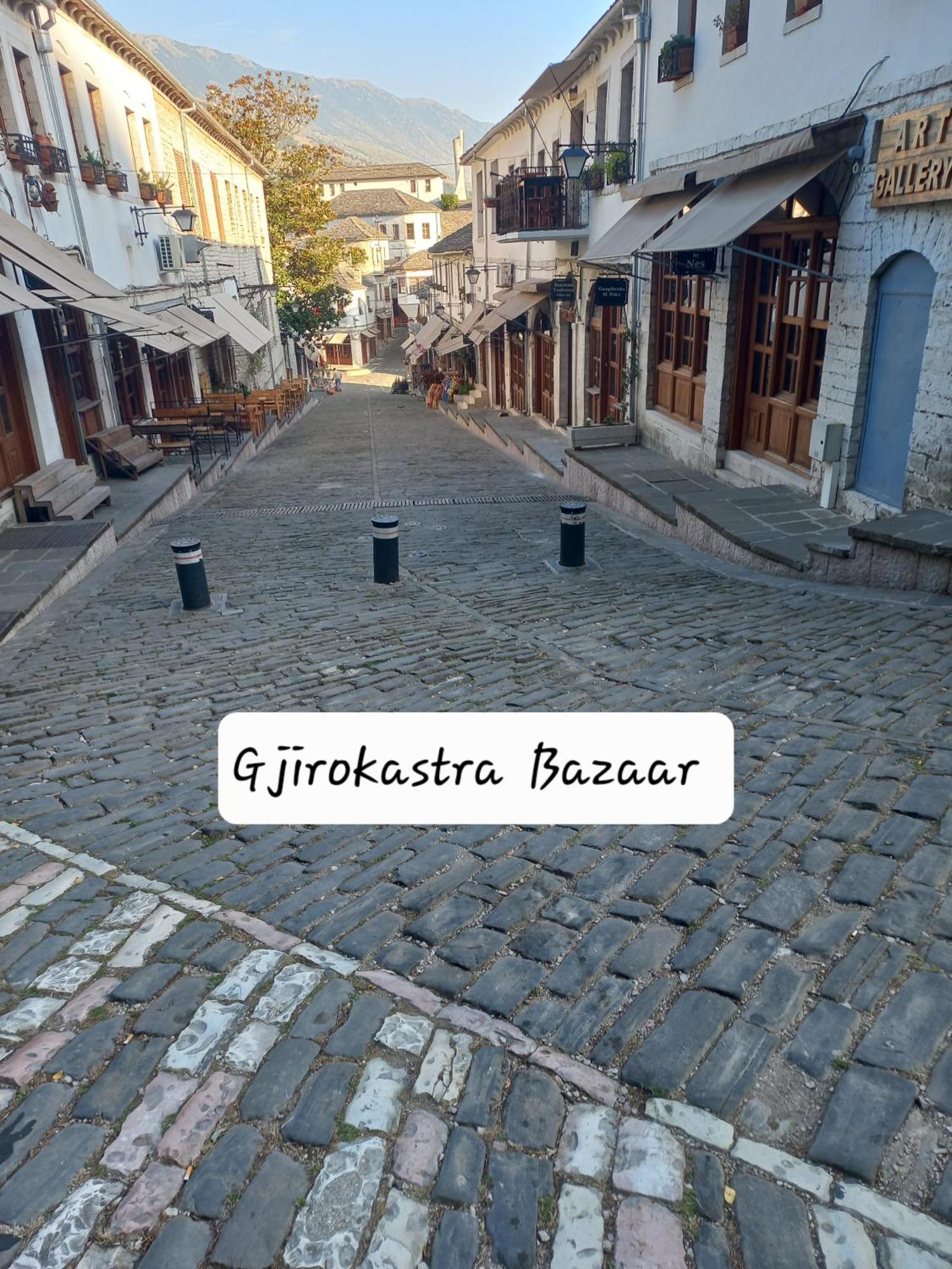 Sokolli Guest House Gjirokastër Екстериор снимка